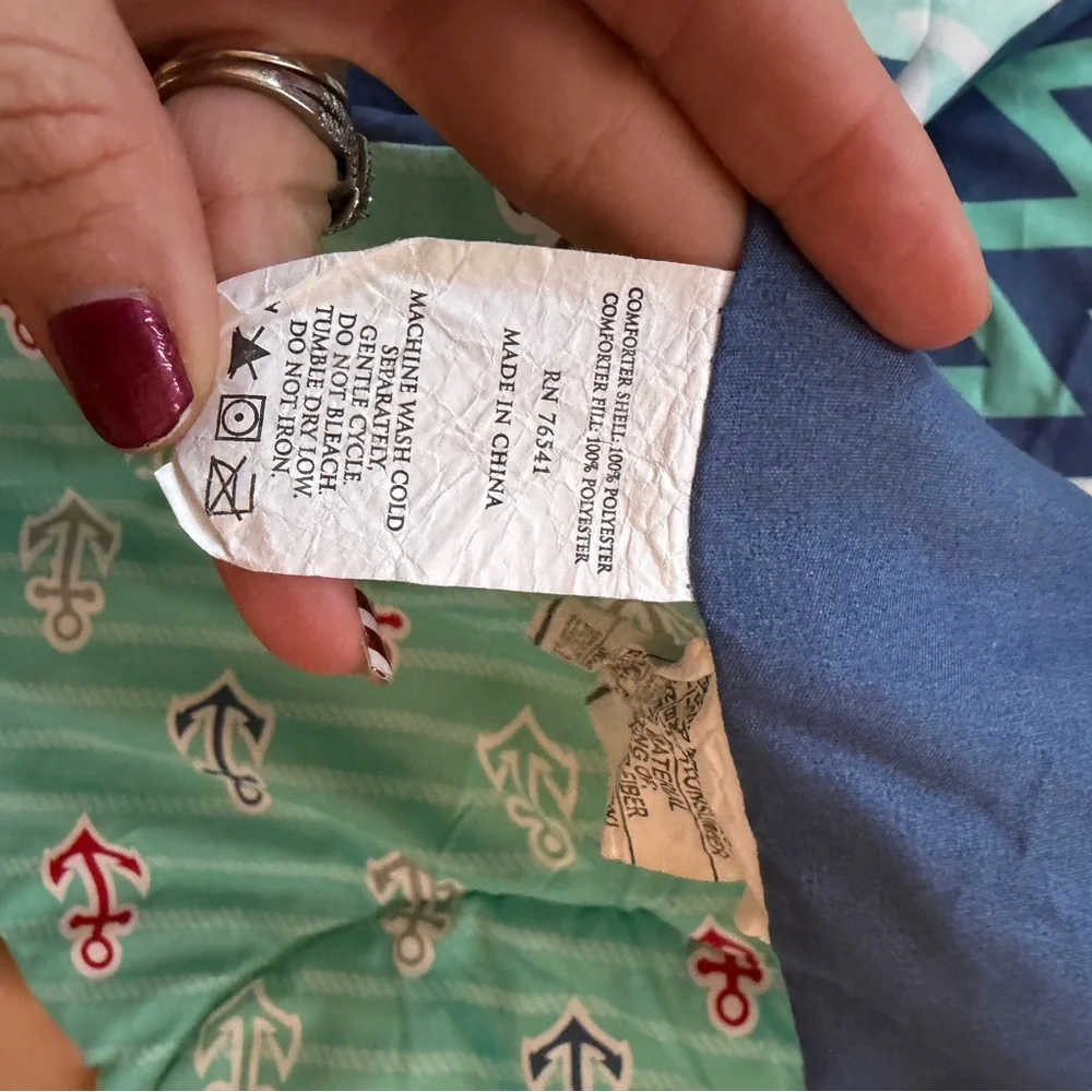 Shark & Anchor Comforter & sheet set - FULL